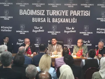 Ekonomi Yönetimine Sert Tepkiler: “Korkak Bir Yapı Var”