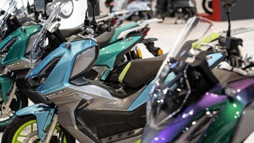 Tuvturkten motosiklet suruculerine guvenli surus icin muayene cagrisi pGRhiN9V
